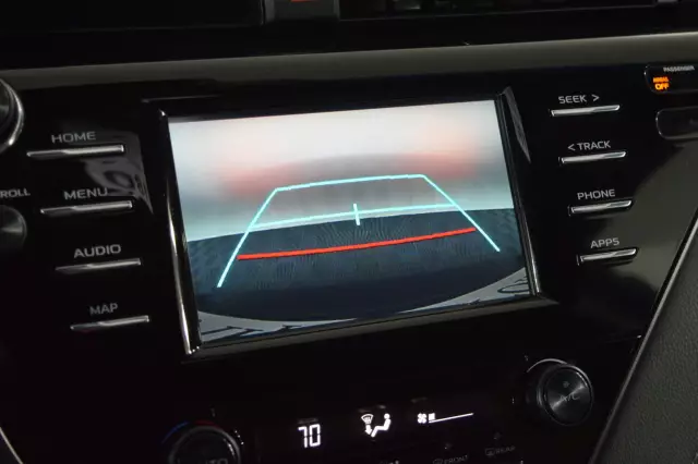 Toyota Camry 2019