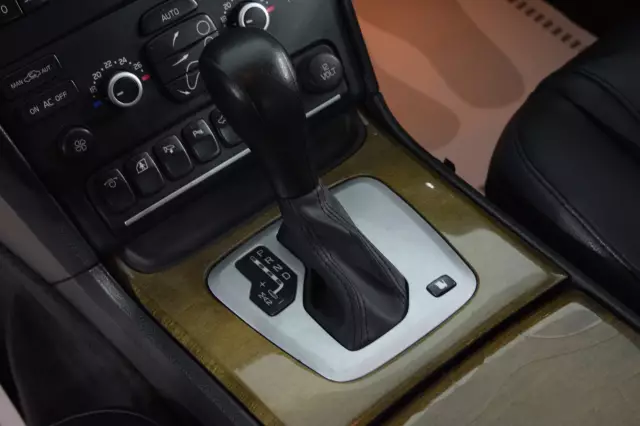 Volvo XC90 2008