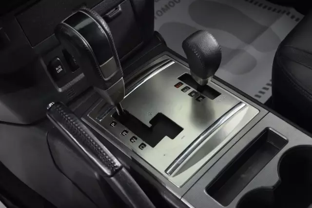 Mitsubishi Pajero 2013
