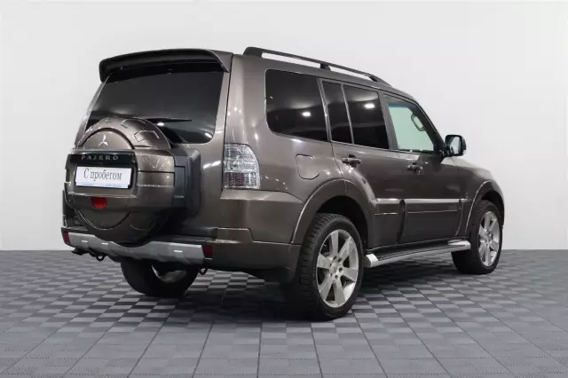 Mitsubishi Pajero 2013