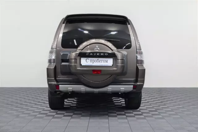 Mitsubishi Pajero 2013