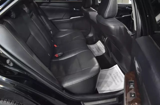 Toyota Camry 2016