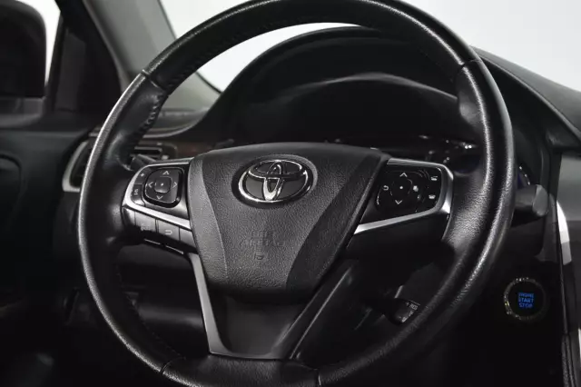 Toyota Camry 2016