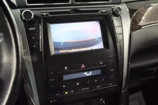 Toyota Camry 2016