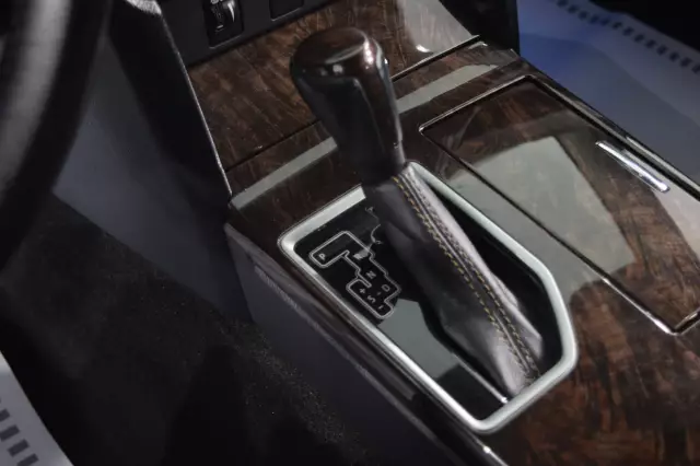 Toyota Camry 2016