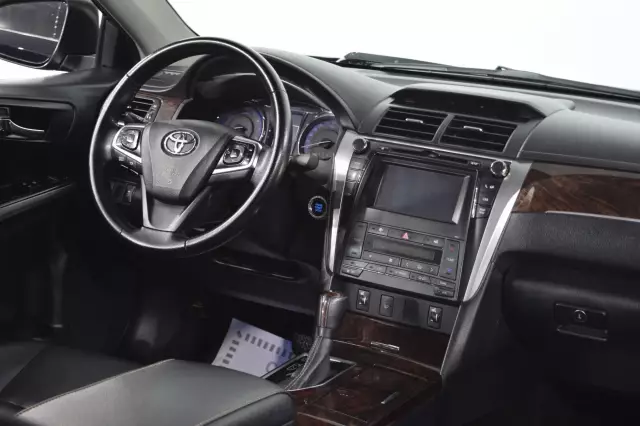 Toyota Camry 2016