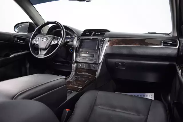 Toyota Camry 2016