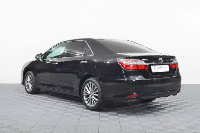 Toyota Camry 2016