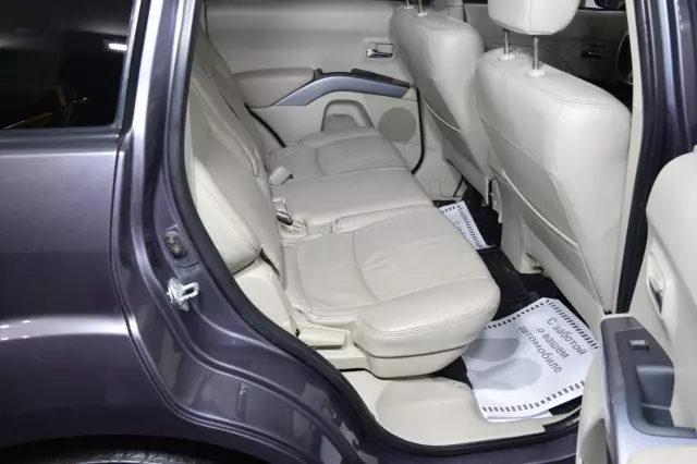 Mitsubishi Outlander 2008