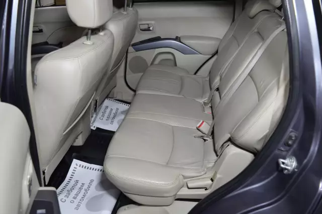 Mitsubishi Outlander 2008