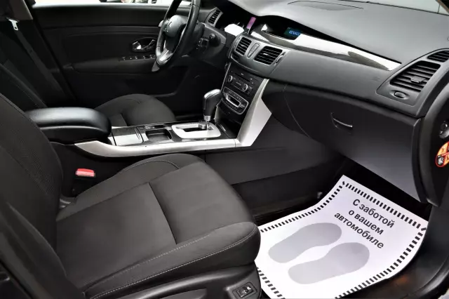 Renault Latitude 2014