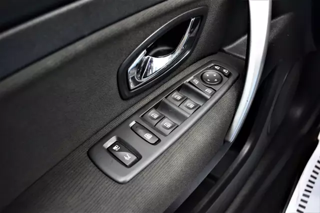 Renault Latitude 2014