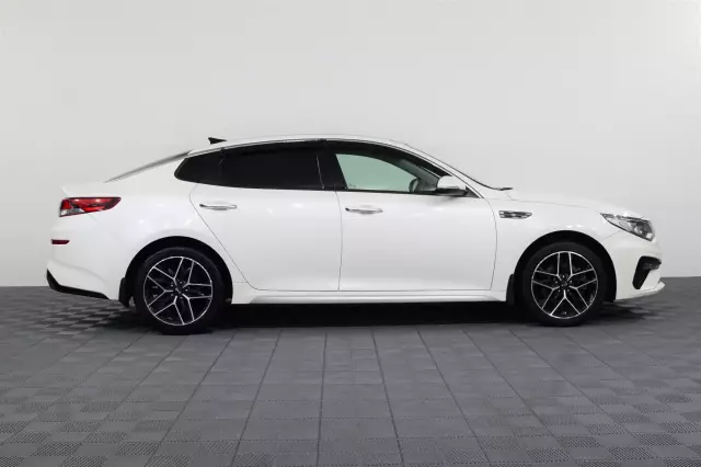 Kia Optima 2019