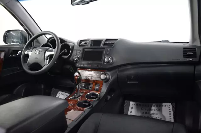 Toyota Highlander 2013