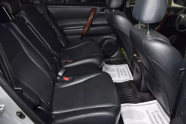 Toyota Highlander 2013