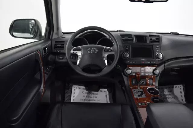 Toyota Highlander 2013