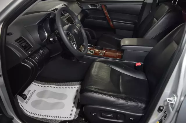 Toyota Highlander 2013