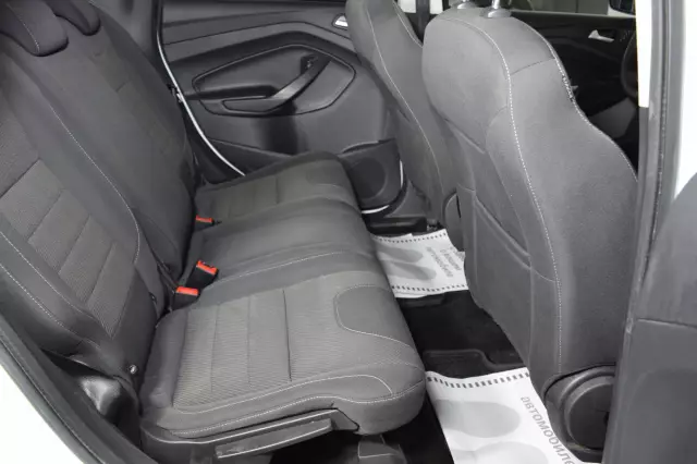 Ford Kuga 2016