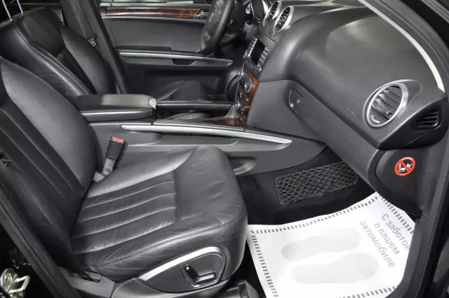 Mercedes-Benz M-Класс 2006