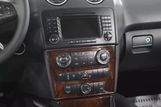 Mercedes-Benz M-Класс 2006