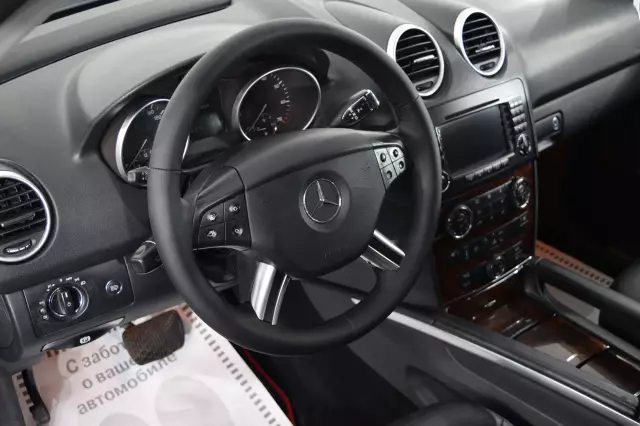 Mercedes-Benz M-Класс 2006