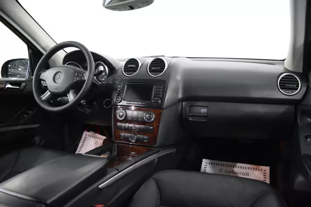 Mercedes-Benz M-Класс 2006