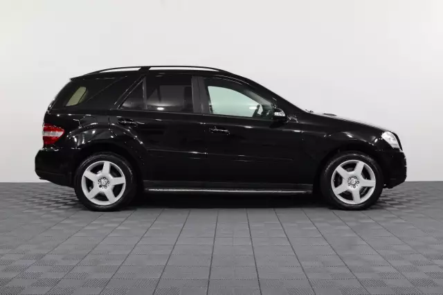Mercedes-Benz M-Класс 2006