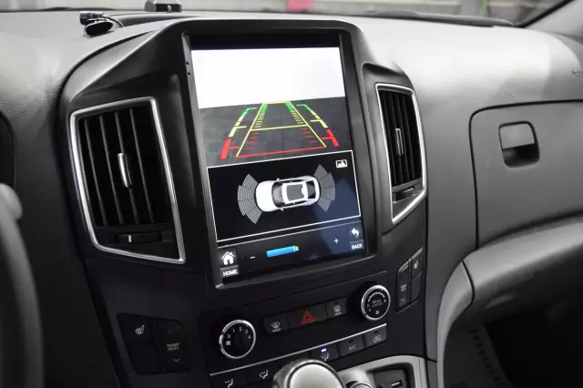 Hyundai Grand Starex 2018