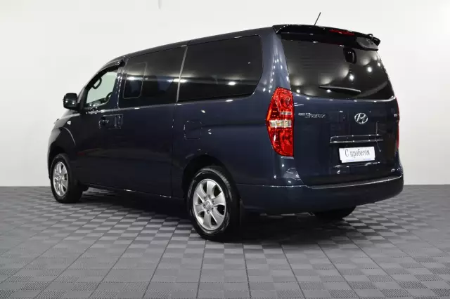Hyundai Grand Starex 2018