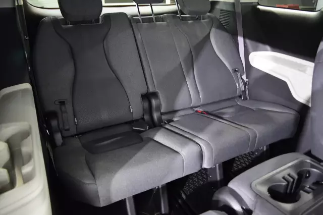 Kia Carnival 2021