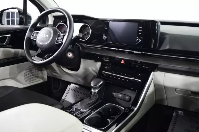 Kia Carnival 2021