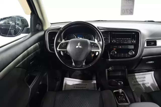 Mitsubishi Outlander 2012