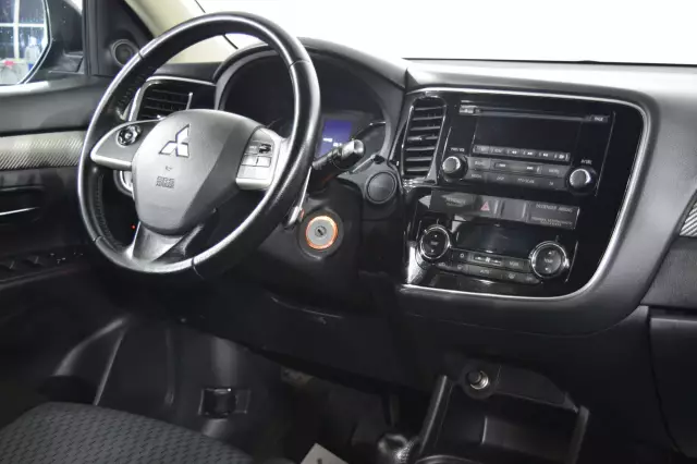 Mitsubishi Outlander 2012