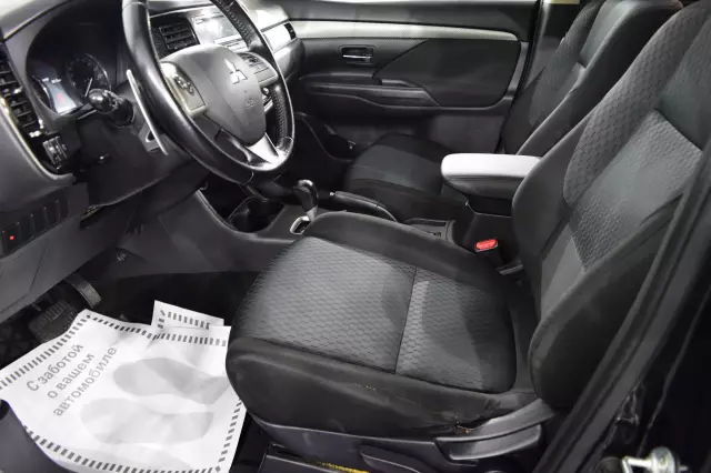 Mitsubishi Outlander 2012