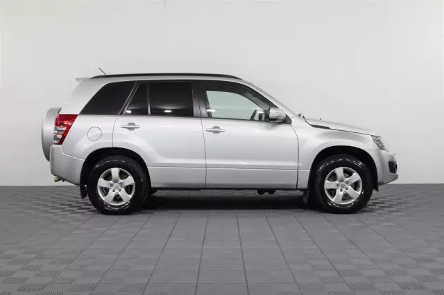 Suzuki Grand Vitara 2013