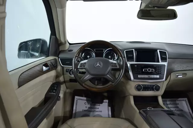 Mercedes-Benz M-Класс 2013