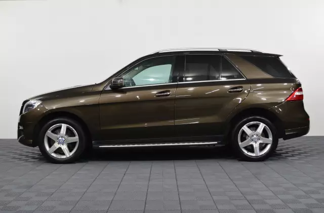 Mercedes-Benz M-Класс 2013