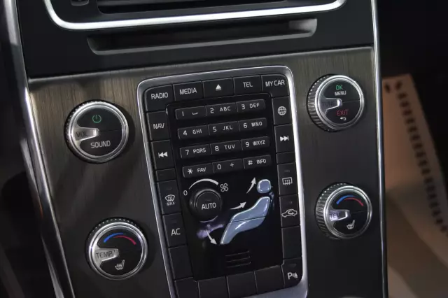 Volvo S60 2015