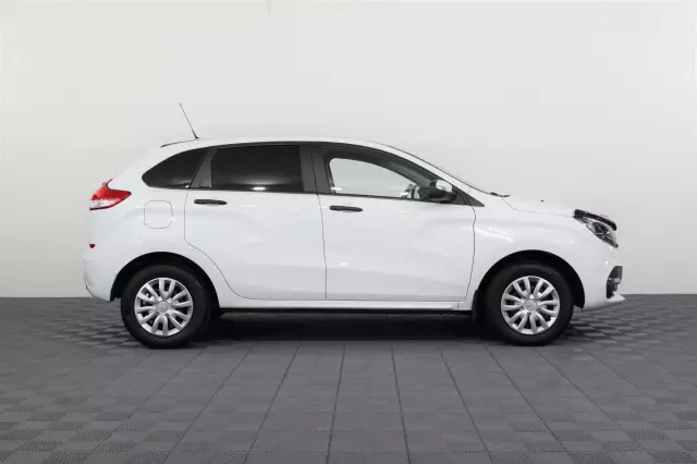 LADA XRAY 2021