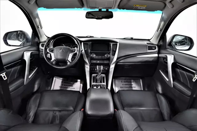 Mitsubishi Pajero Sport 2017