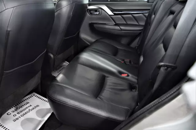 Mitsubishi Pajero Sport 2017