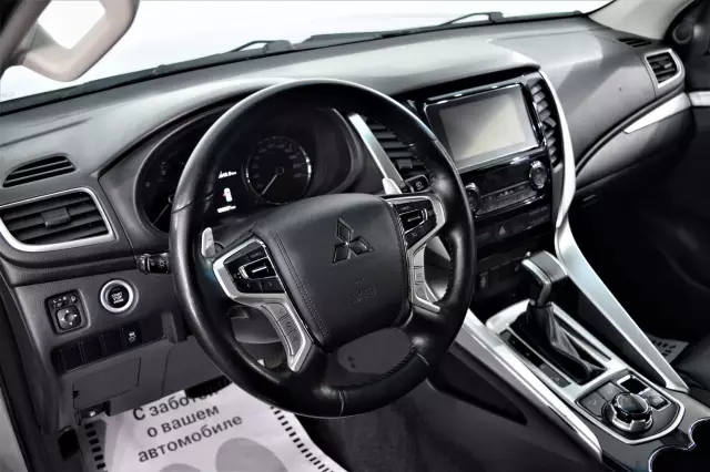 Mitsubishi Pajero Sport 2017