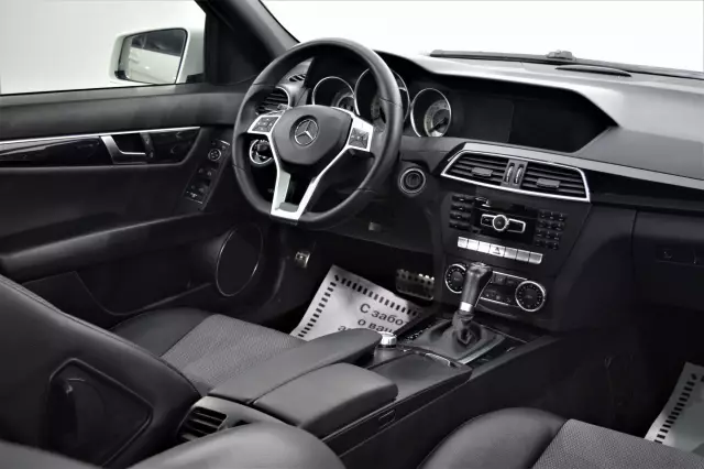 Mercedes-Benz C-Класс 2012