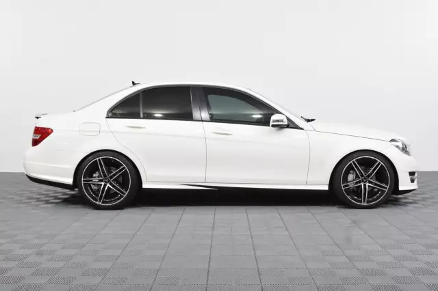 Mercedes-Benz C-Класс 2012