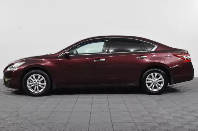 Nissan Teana 2014