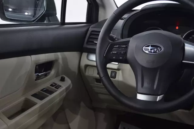 Subaru XV 2012