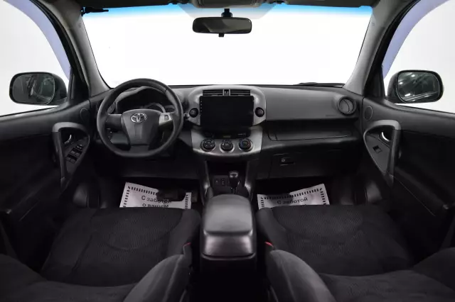 Toyota RAV4 2010