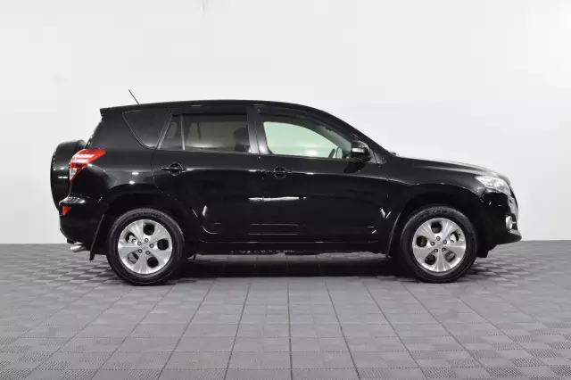 Toyota RAV4 2010