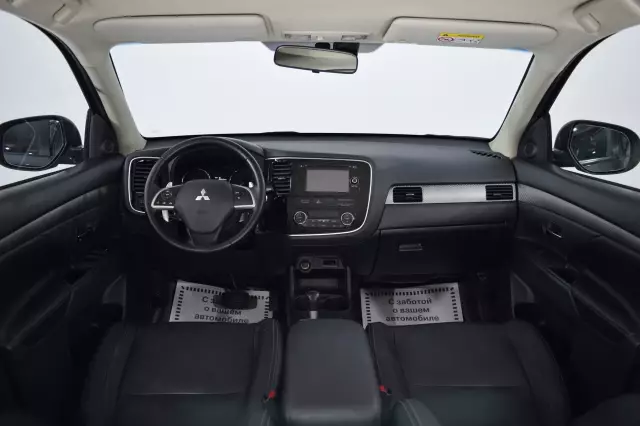 Mitsubishi Outlander 2014