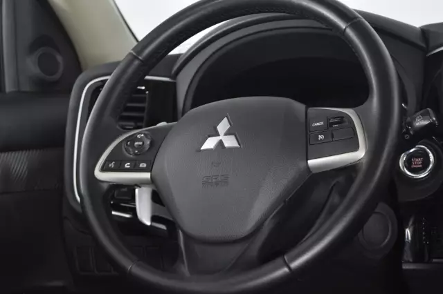Mitsubishi Outlander 2014